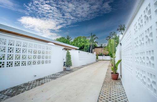 Danao Villa | Bahandi Villas