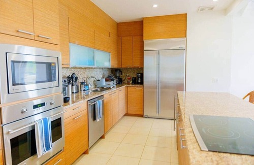 Herreras Apartamento | Bahia Beach 4 BDRM Penthouse- Villa Tiffany