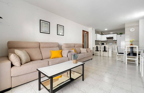 La Pineda Apartamento | BAHIA III Apartment