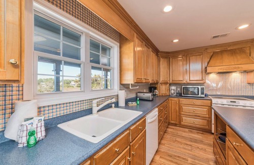 Beaufort Casa | Bahia Mar - Fripp Island - Directly Across from Beach Access