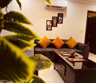 Bahria Town Apartamento | Bahria Eiffel Apartments
