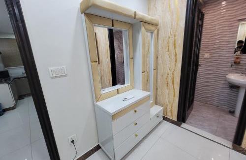 Bahria Town Apartamento | Bahria Town Lahore - NEXT INN Cozy apartment for your stay 501