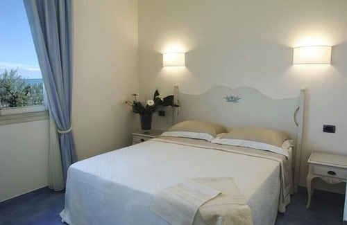 Vasto Hotel | Baia Delphis Resort