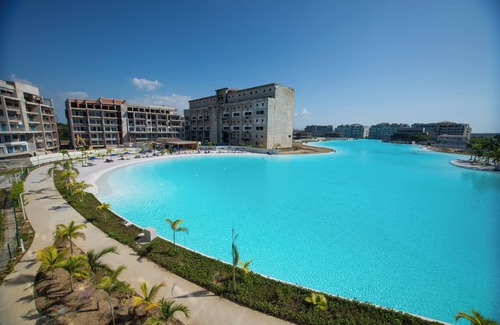 Zona Norte Apartamento | Baia Kristal Charming 2-bedroom apartment lagoon view