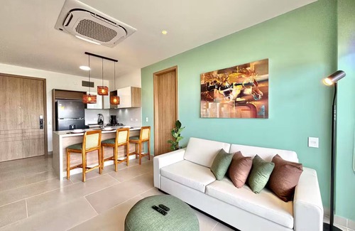 Zona Norte Apartamento | Baia Kristal |2BR Luxe| beach Lagoon| Prive