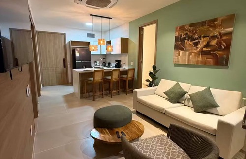 Zona Norte Apartamento | Baia Kristal |2BR Luxe| beach Lagoon| Prive