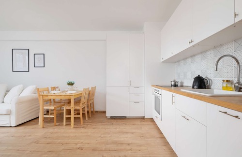 Katowice Apartamento | Baildona 18C | Bright Apartment | Balcony, Parking