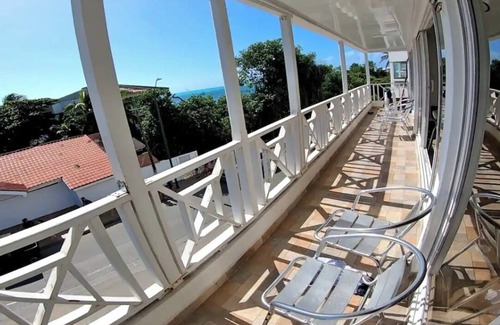 Punta Hansa Apartamento | Bailey Boat 301: lujo, balcón, WIFI, A/A, cocina, 2 baños, Reserva!