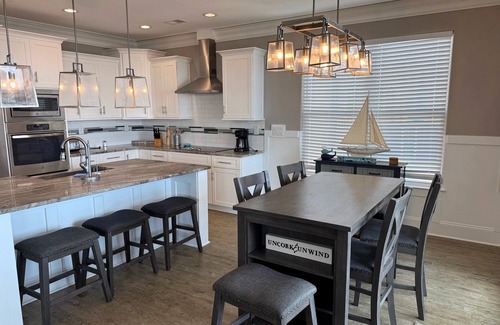Atlantic Beach Casa | Bailey's Blue Ocean View, 5 BR Ocean Front Luxury Home w/Infinity Pool