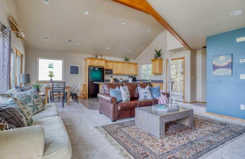 Pacific City Casa | Baileys Beach House - Meredith Lodging
