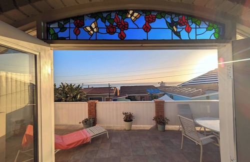 La Joya Casa | Baja Malibu Beach house - epic surf, pet and family friendly
