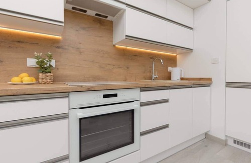 Wlochy Apartamento | Bakalarska 15a/69 Res