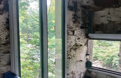 Warren Casa | Bakerriver Tiny treehouse