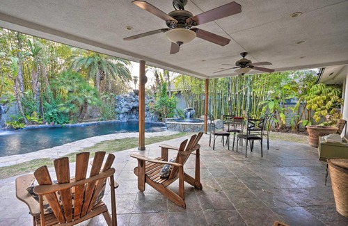 Bakersfield Casa | Bakersfield Oasis Sweet Tropical Pool Setup!