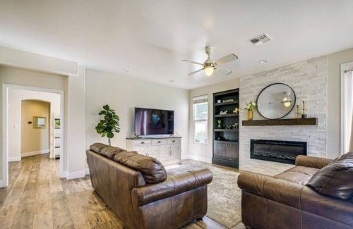 Greenacres Casa | Bakersfield Vacation Rental w/ Private Pool!
