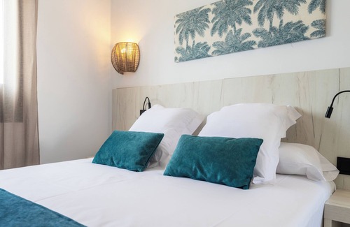 Puerto del Carmen Hotel | Bakour Lanzarote Splash