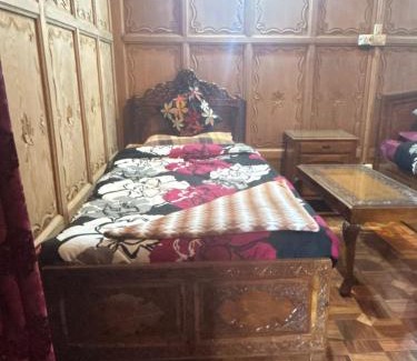 Sudarbal Alquiler De Eote | BAKTOO palace PREMIUM HOUSEBOAT