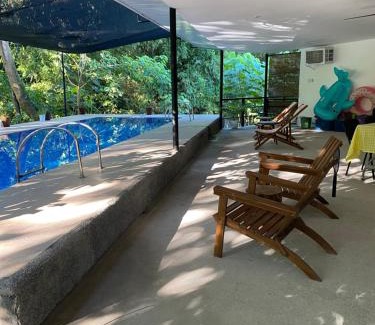 Bacnotan Cama Y Desayuno | Balai Benedicere Bed & Breakfast