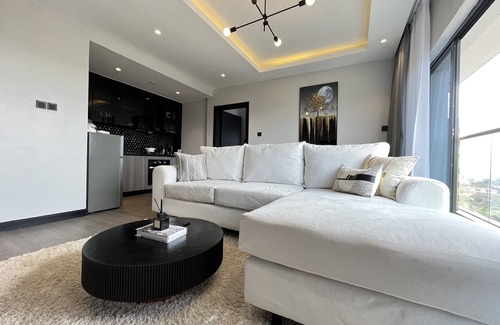 Westlands Apartamento | Balancing space and style: Creating a cozy and functional 2 bedroom apartment.