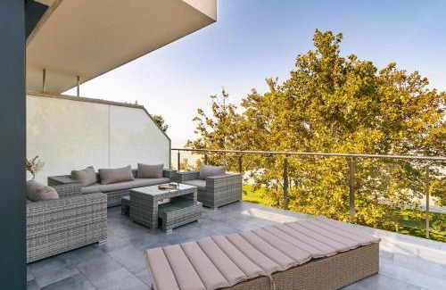 Siofok Apartamento | Balaton Bliss Lakeside Apartment