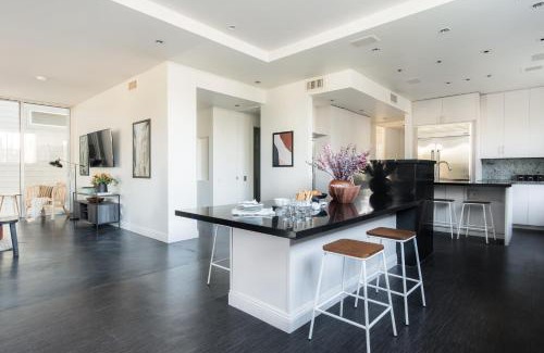 Bankers Hill Apartamento | Balboa I by AvantStay - Stylish Condo Balboa Park Adjacent w Views
