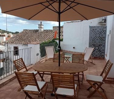 Constantina Casa | Balcón de la Moreria con alberca