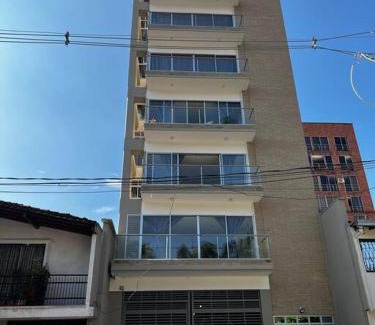 Florida Nueva Apartamento | Balcón en Laureles, AC, Piscina, Estacionamiento 601