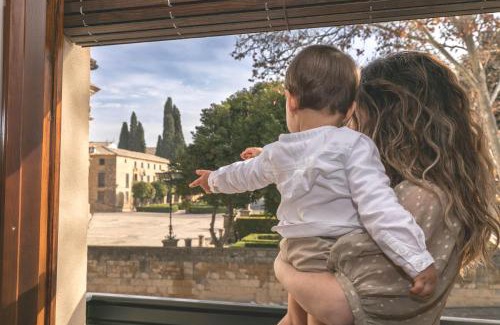 Ubeda Casa | Balcones con Encanto - vistas al conjunto monumental Patrimonio de la Humanidad