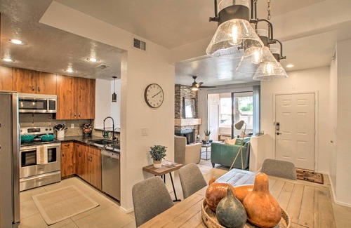 Scottsdale Ranch Condominio | Balconies & Resort Amenities: Scottsdale Condo