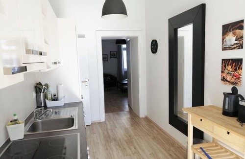 Funfhaus Apartamento | Balcony 2 bedroom Apart near Schönbrunn