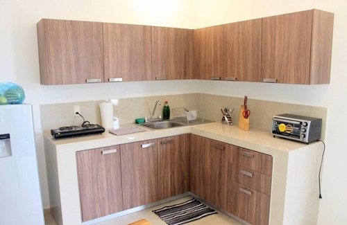 Guadalajara Apartamento | Apartamento con balcón justo con el hermoso Paseo Alcalde justo afuera de tu puerta