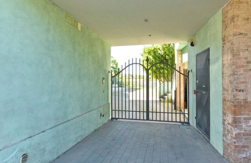 Pollenzo Apartamento | Balcony in Pollenzo, just minutes from Alba and Bra