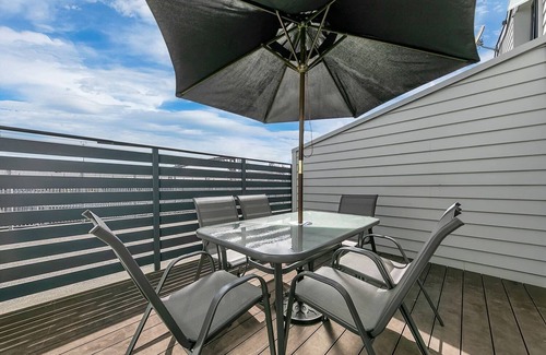 Parnell Casa | Parnell Gem w/ Balcony & Parking Near Arena