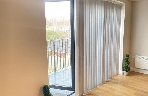 Elmers End Apartamento | Balcony Sky- View London Apartment