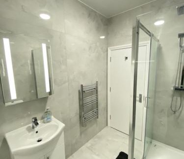 Elmers End Apartamento | Balcony Sky- View London Apartment