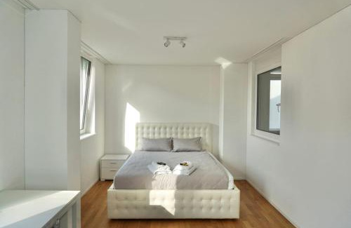 Oerlikon Apartamento | Balcony Suite in Central Zurich SH2,4R