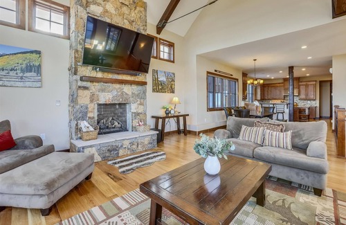 Woodmoor Casa | Baldy Mountain Overlook: casa adosada de 4 dormitorios / 4 baños en Breckenridge, capacidad para 14