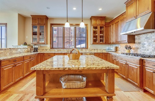 Woodmoor Casa | Baldy Mountain Overlook: casa adosada de 4 dormitorios / 4 baños en Breckenridge, capacidad para 14
