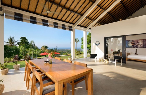 Kalibukbuk Villa | Bali Sea View Villa Familiar - Villa Bloom Bali