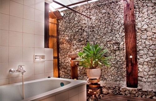 Tukad Mungga Hotel | Bali Taman Lovina Resort & Spa Suites