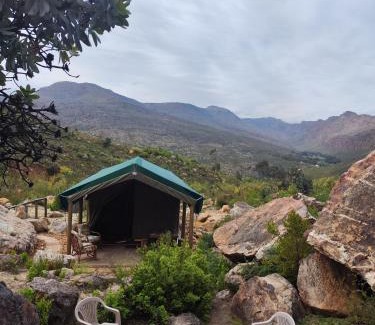 Op-die-Berg Apartamento | BaliesGat Accommodation and Camping