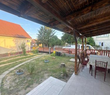 Tiszaujvaros Apartamento | Balika vendégház