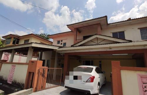 Kota Perdana Casa | Balinese Villa at Seri Kembangan12 to15 pax