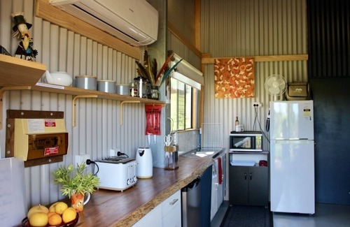 Balingup Cabaña | Balingup Rustic Retreat - Marian Ponds..Saltwater swimming pool, great gardens