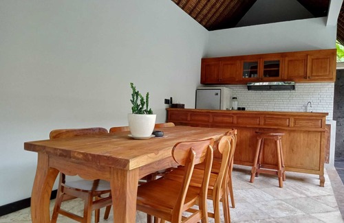 Candi Dasa Hotel | Balisanti Bungalows