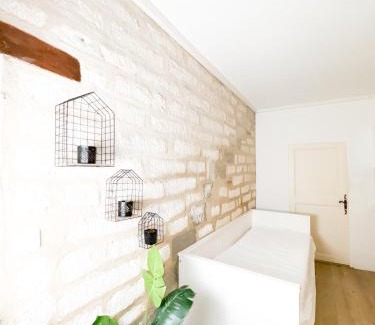 Les Arceaux Apartamento | Balisier Studio avenue de Lodève