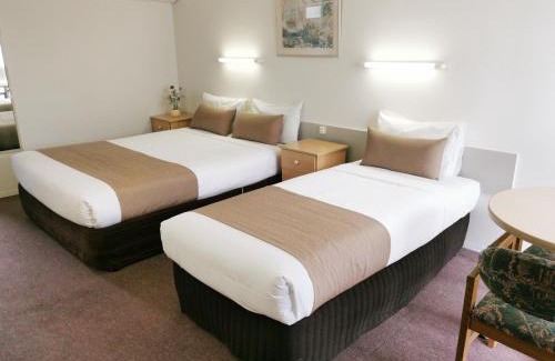 Ballarat East Hotel | Ballarat Eureka Lodge Motel