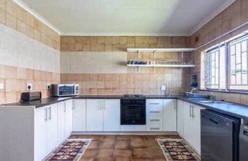 Ballito Casa | Ballito Beach Villa - Sandra Road