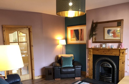 Ballycastle Casa | Ballycastle Townhouse -1 minute walk to the town centre!