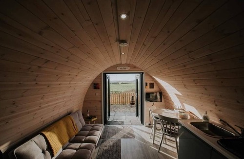 Bushmills Cabina | Ballyhemlin Pods - Hawthorn